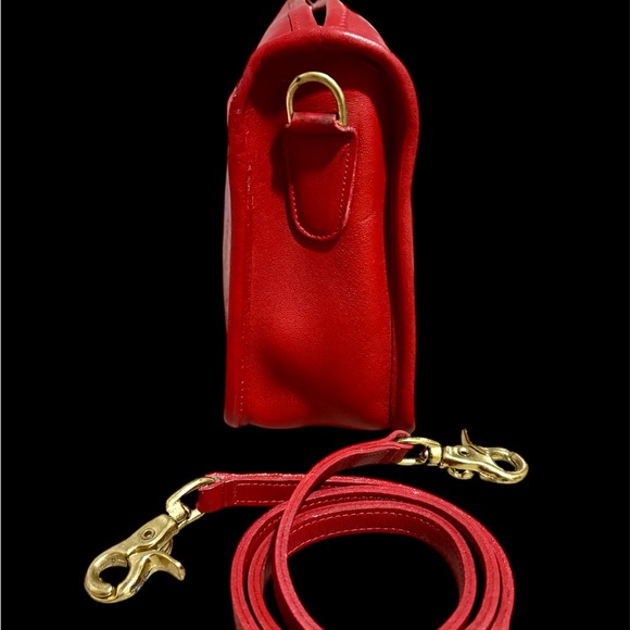 Coach Vintage NYC Red Companion Bag# 9300 Authenticated - Picture 9 of 12